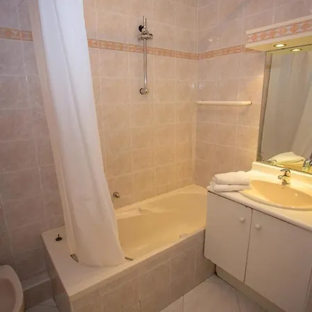 Apartment 28d - Centre Avec Terrasse Et Parking *